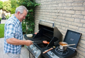 Outdoor Kitchen Accessories Save Time and Trouble