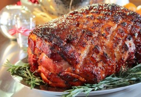 Honey-Glazed Smoked Ham