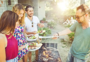 Some Exciting Tips to Set Up A Backyard Barbecue