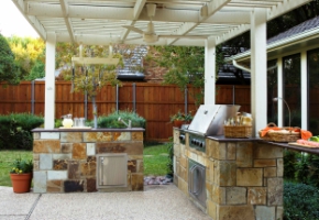 Thinking Through Your Outdoor Kitchen Designs